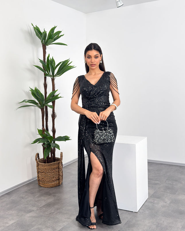 Kruvaze Yaka Omuz Püsküllü Siyah Abiye Elbise
